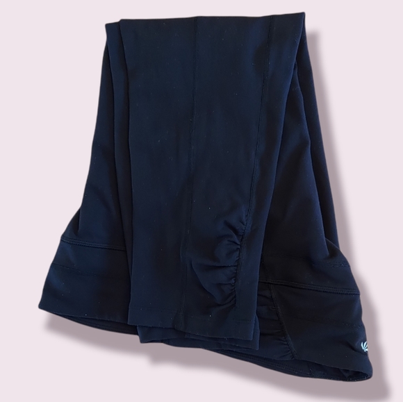 Athleta Cropped Yoga Legging Size Medium - Picture 4 of 4